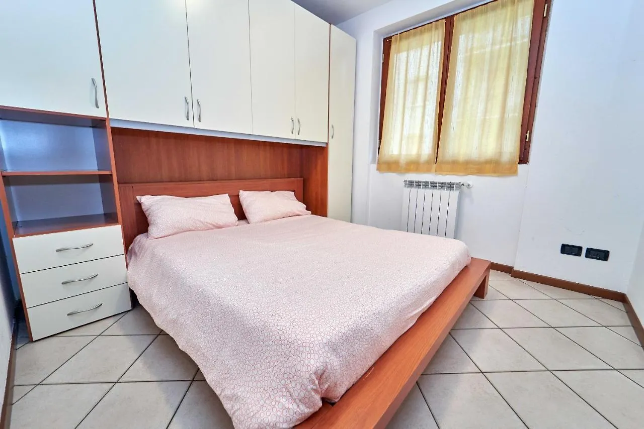 Ferienwohnung Affittimoderni Bergamo Curno 0*,